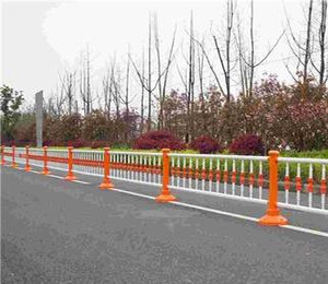交通（tōng）護欄 可按需定製